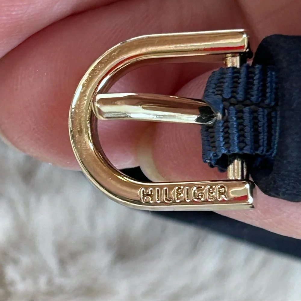 Tommy‎ Hilfiger Blue Sandals Modern Design Size 8